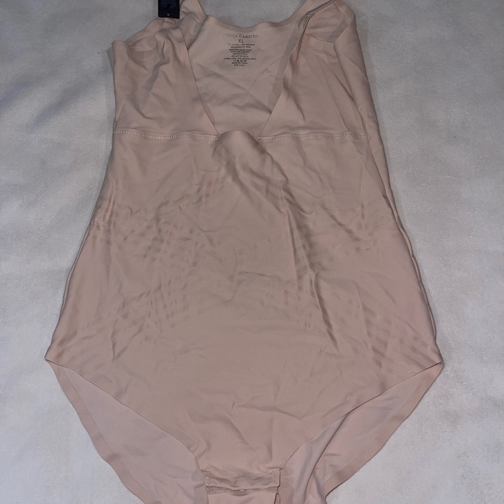 Vince Camuto‎ Cream Bodysuit